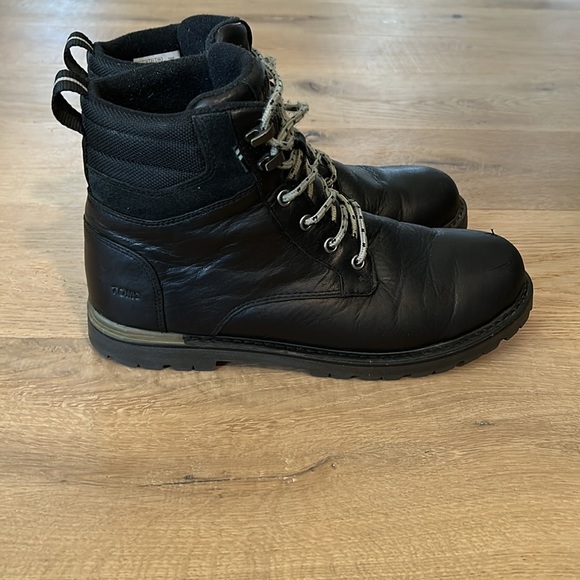 Toms Men’s Black Boots - Picture 2 of 8